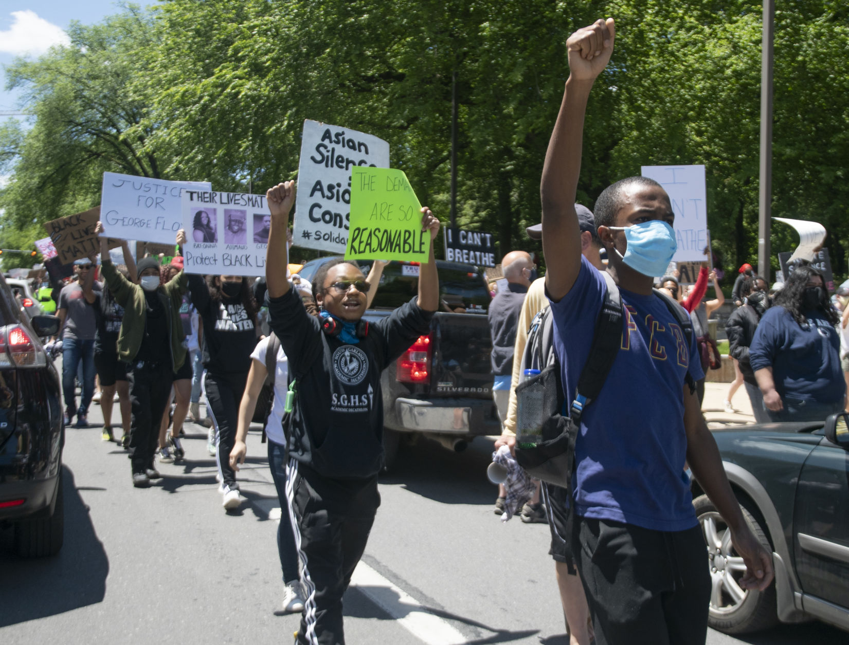 BLM protest, marching